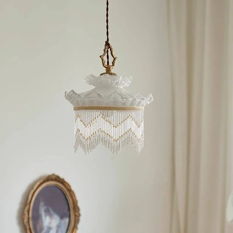 Medieval American court chandelier, French cream wind flow Su chandelier, light luxury dining room bedroom bedside entrance