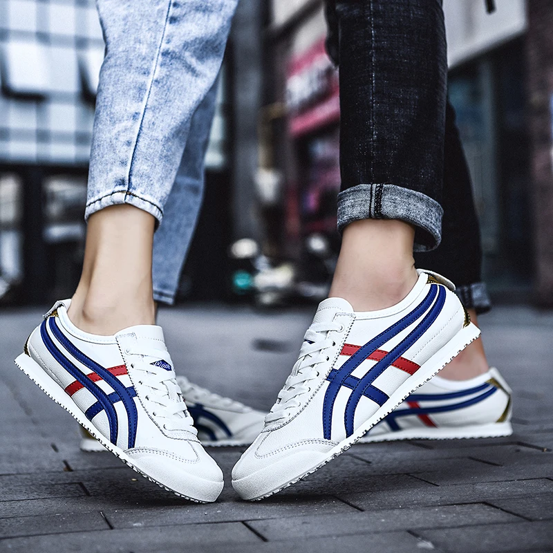 

New men's classic brand sports shoes fashion soft-soled walking shoes lace-up couples casual shoes non-slip tennis shoes 35-45