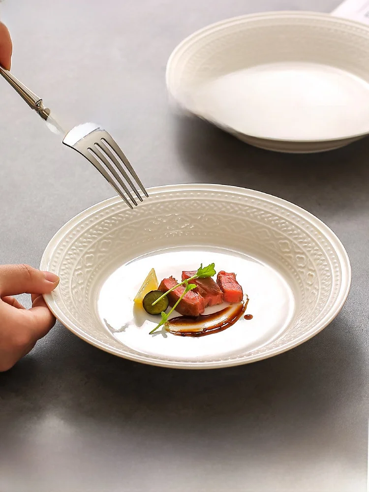 

KAWASIMAYA Ceramic Floating Relief Plate Elegant Deep Dish Pasta Steak Plate Beautiful Dinnerware Home Use White Plate