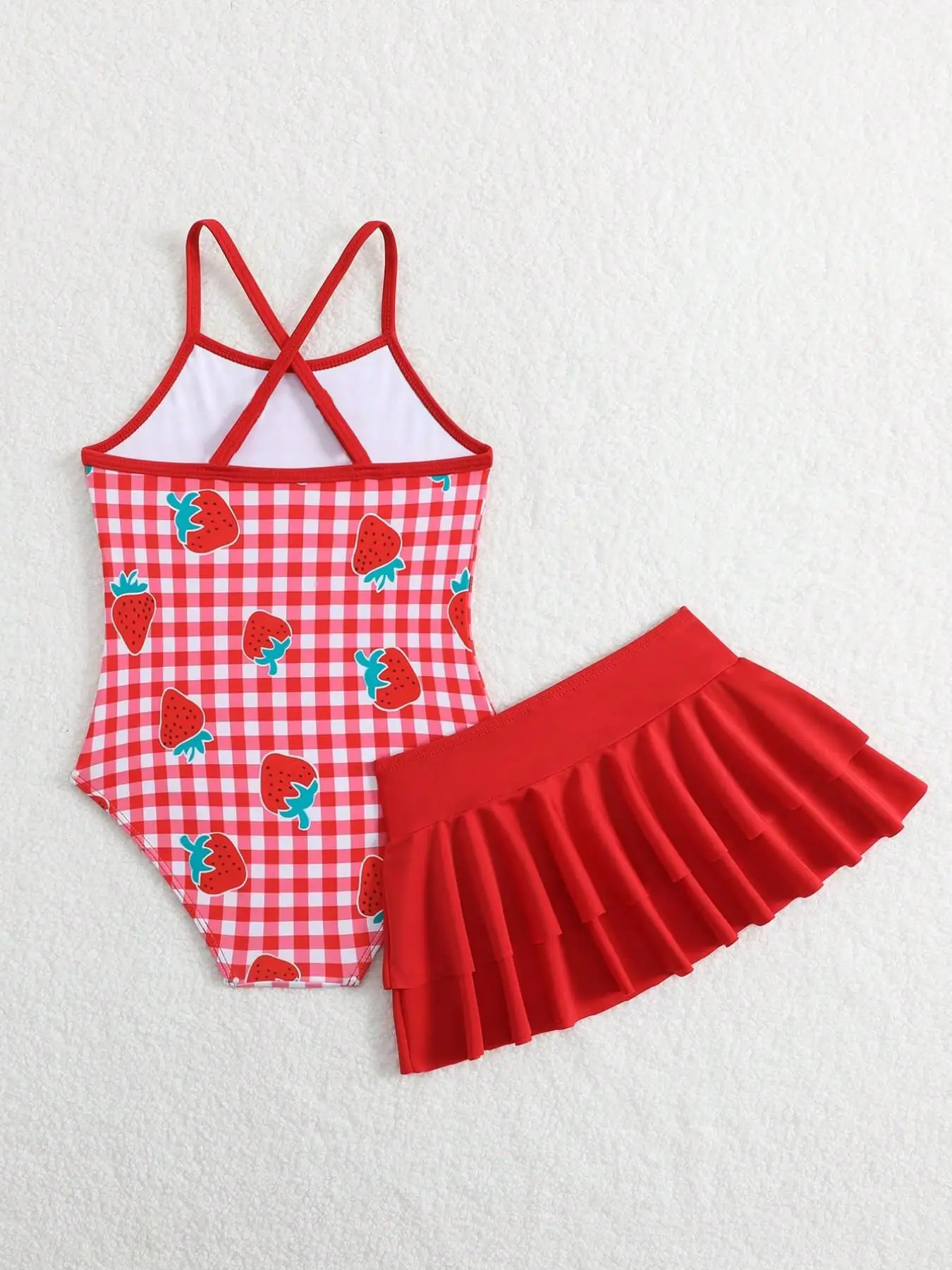Girls' Summer Casual Swimsuit with Strawberry Plaid Pattern, Strap-Style One-Piece Swimsuit + Double-Layer Ruffle Skirt Two-Piece Set, Red Fashionable and Eye-Catching, Suitable for Girls Aged 4-12, Beach and Pool Wear