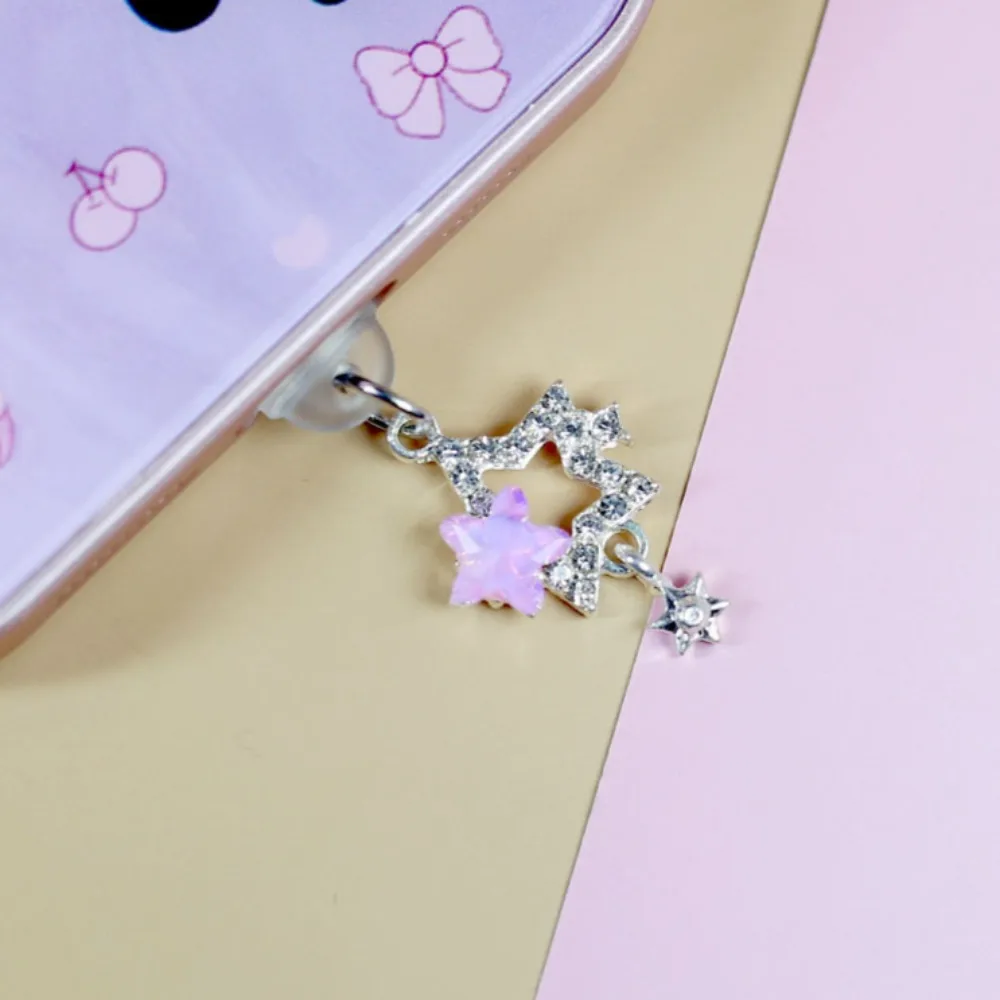 1pc Glitter Star Stella colorata Spina antipolvere per telefono per iPhone/typc-c Ciondolo Tappo antipolvere Decorazione della cassa del telefono Spina antipolvere