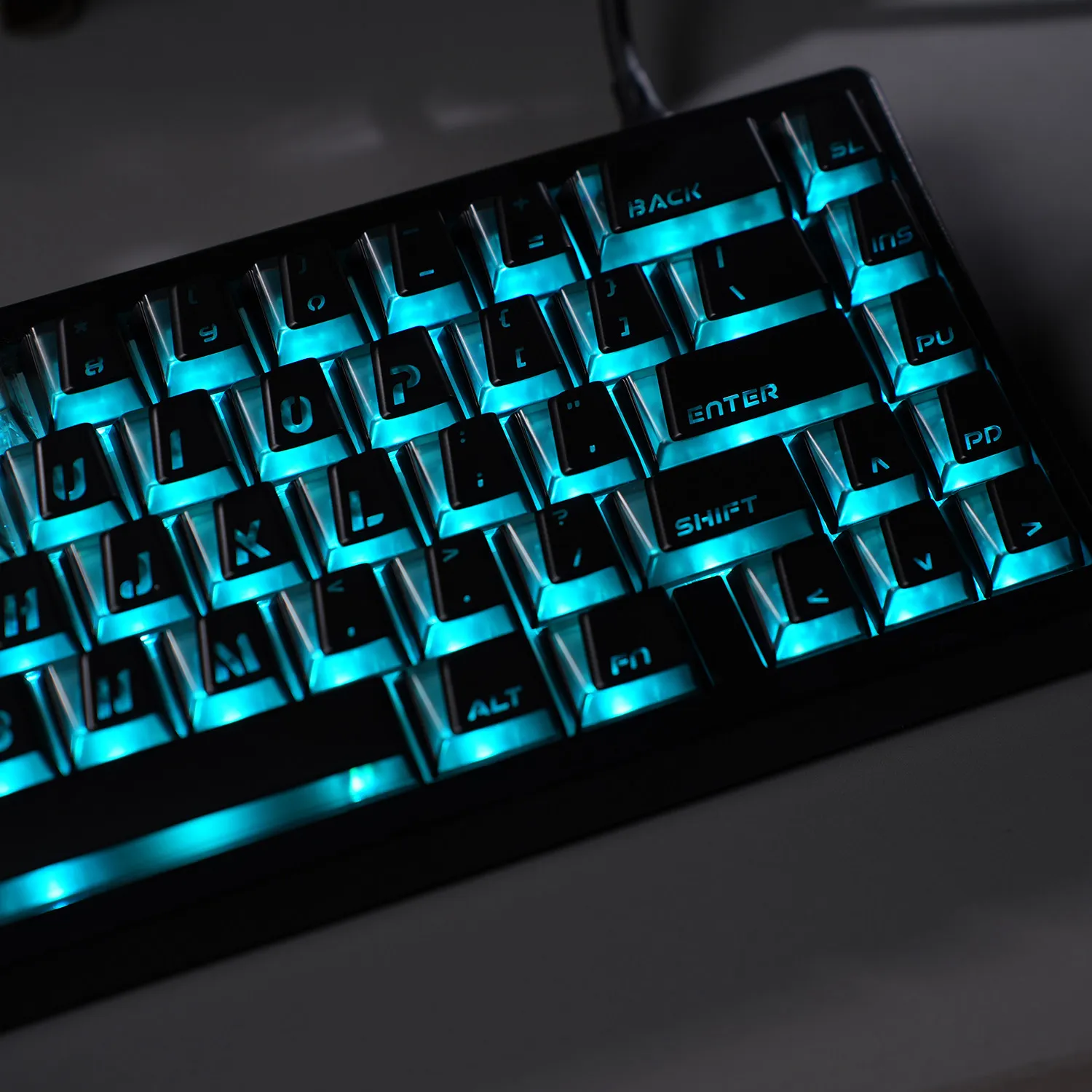 131-Key Prism Keycaps ABS+PC Material Double-Shot Cherry-Profile Backlit Customizable Keycap for MX-Switch Mechanical Keyboards