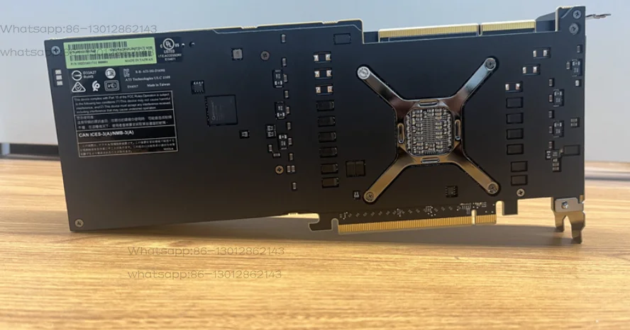 The New MI50 32G Has A Built-in Turbine, Brushes The Video Output, Presses Down To Dissipate Heat, Is Silent, and Is Violent.