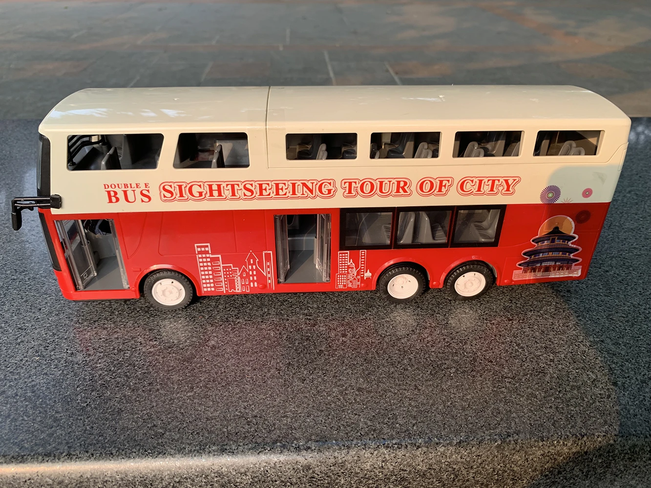 Remote Control Double Deck Sightseeing Bus 1:18 Scale 4wd Multi-Function With Sound And Light For Children Boys 6-8 Years Old