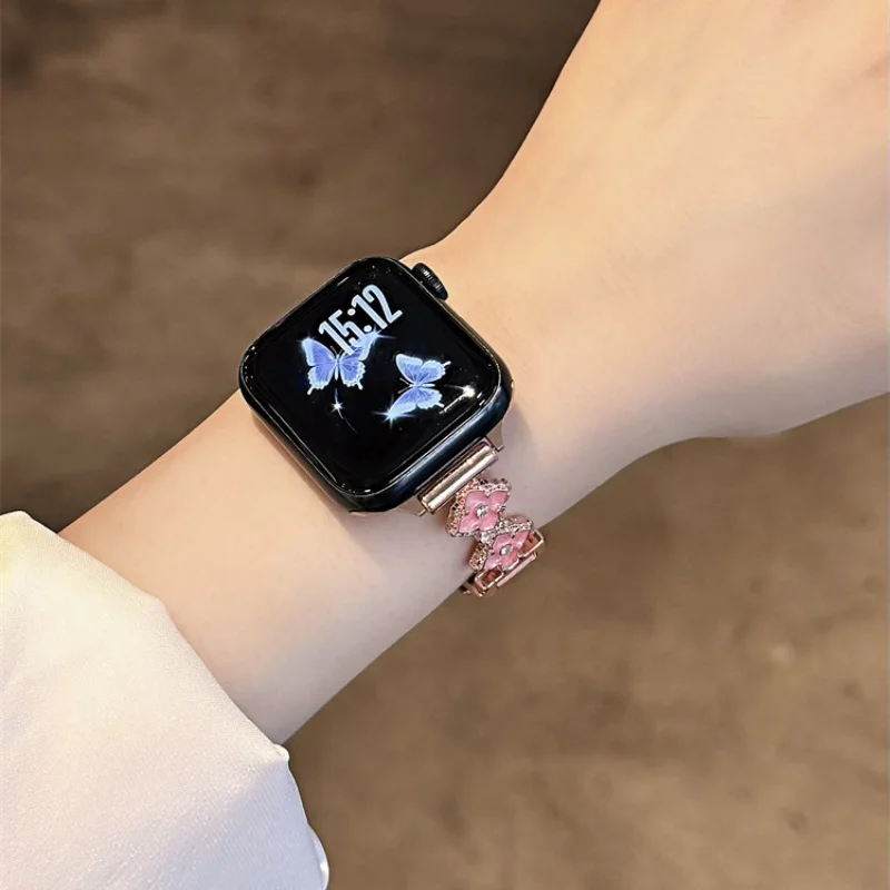 Pelle di semi di pesce trifoglio a quattro foglie design raffinato compatibile con cinturino iWatch 38mm 40mm 41mm 42mm 44mm 45mm 49mm cinturino alla moda