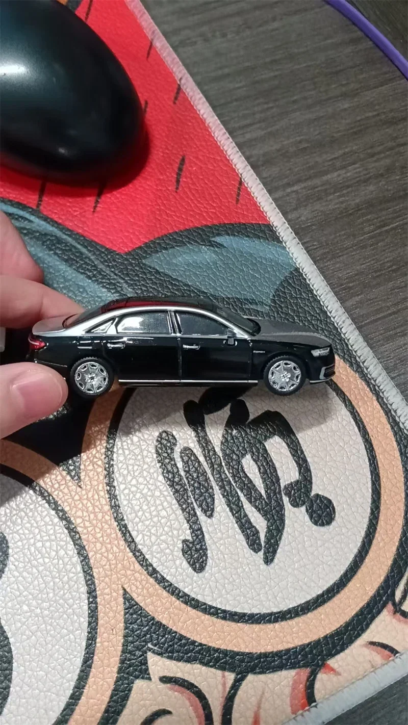 MASDI 1:64 A8L 호시 버전 2021 실버 블랙 다이캐스트 모델카