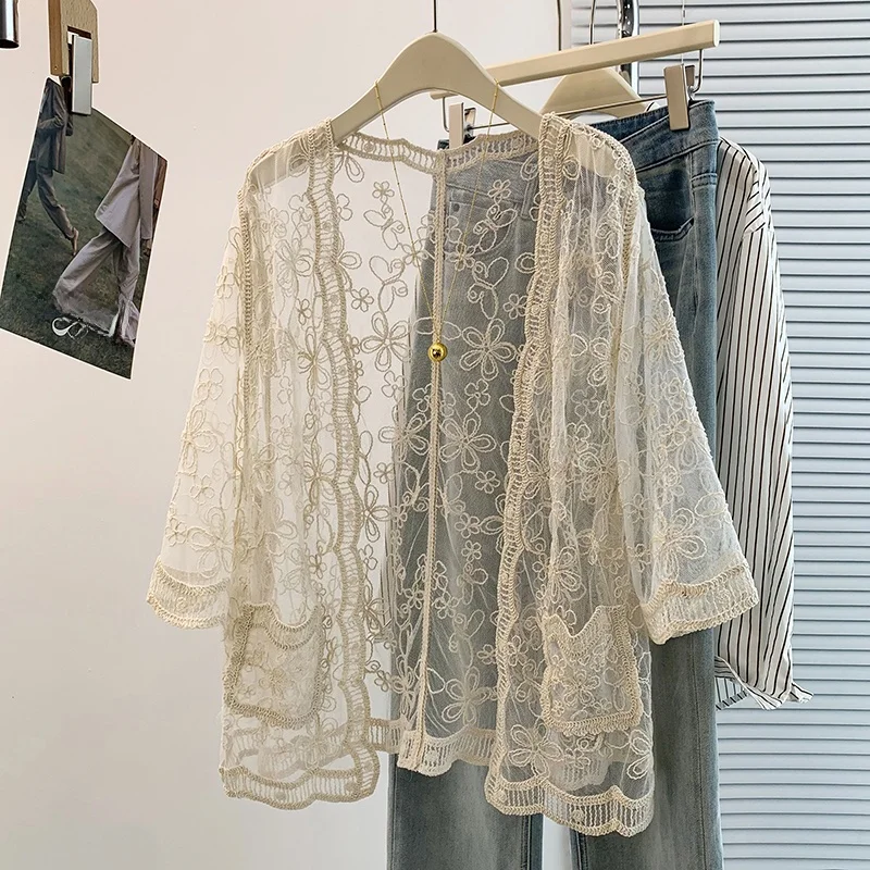 

Korean Design Summer New Ultra-Thin Mesh Embroidery Cardigan Versatile Outerwear Sun Protection Air Conditioning Shirt City C...