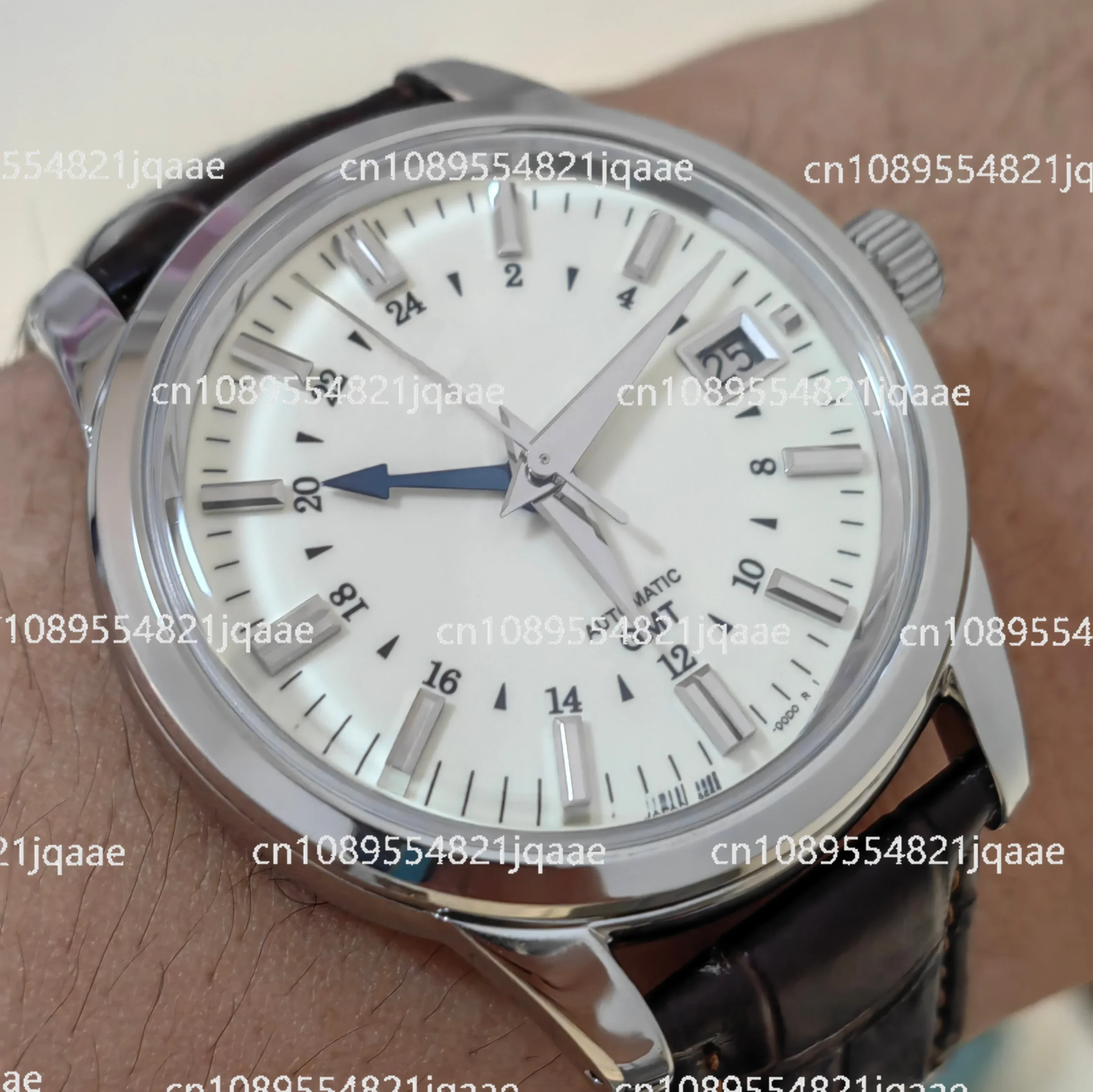 

2024, новый индивидуальный GMT Cream Nh34, механизм, шина, пятисторонняя шлифовальная игла, пузырьковая шина, часы с 3D-календарем