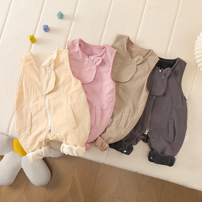 

2026 Autumn Baby Thin Fleece Overalls Sleeveless Zipper Warm Infant Jumpsuit Suspender Pants for 0-3Y Newborn Romper