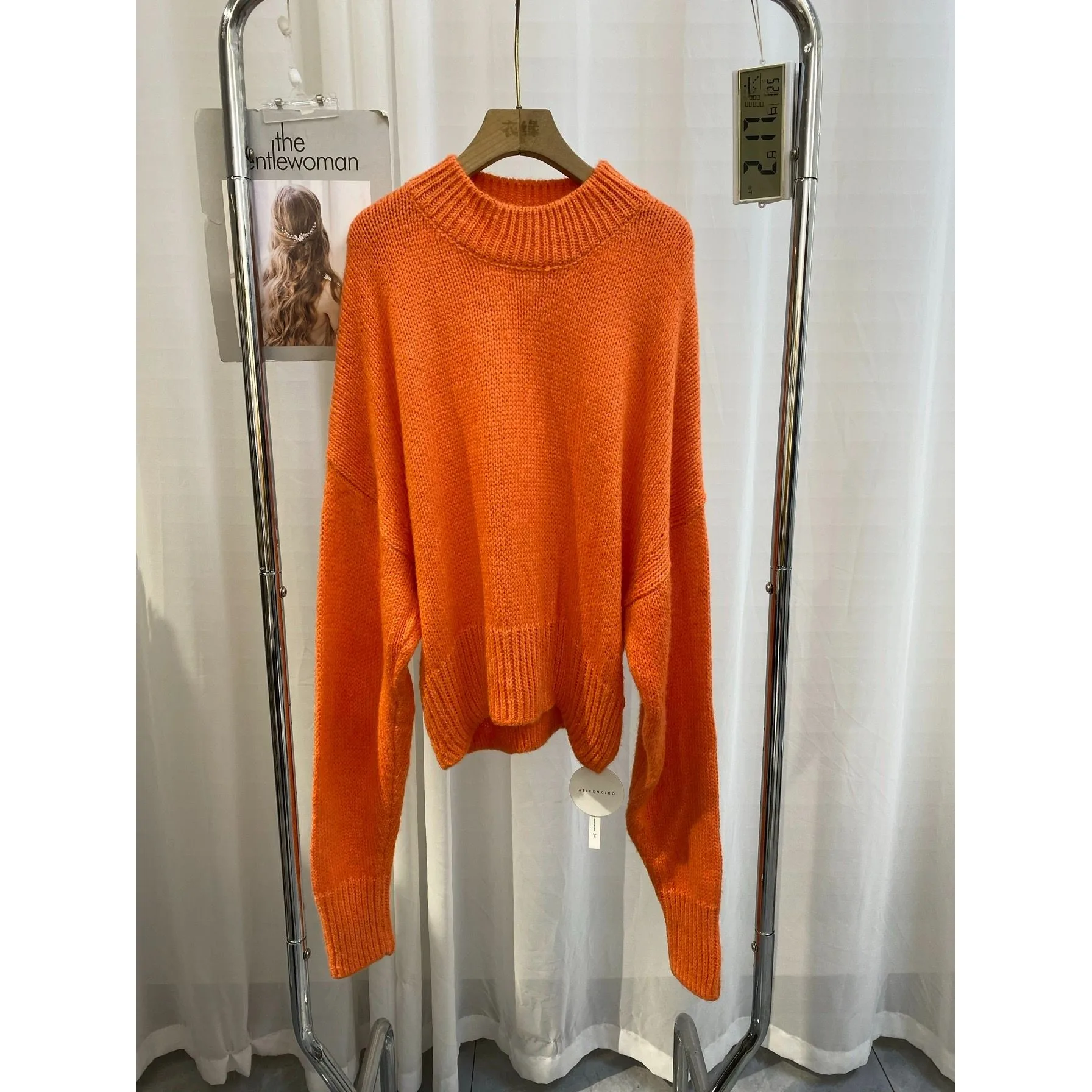 

New Orange Lazy Sle J82J Faionable All-Match Loose Slim round Ne Overhead Sweater Women's Commute Sle Knitted Top