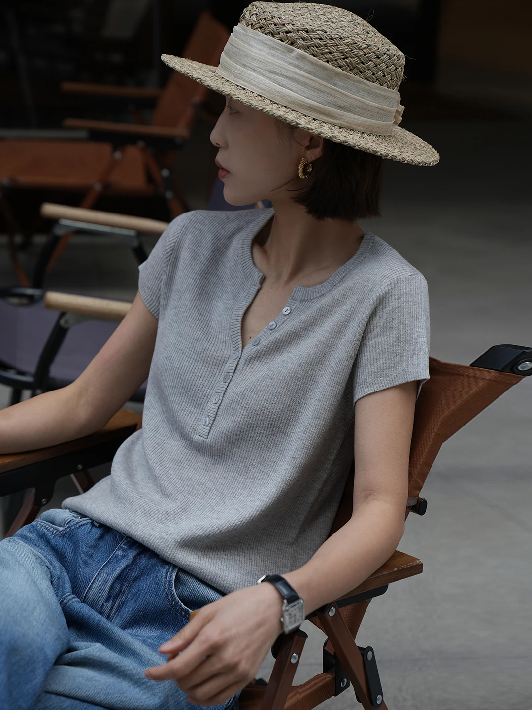 

Korean Style Knitted Short Sleeve Woolen Top Pure Color V-Neck Half Button Straight Cut Slimming Spring Summer Fashion Ladies...