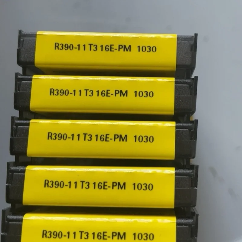 

Hard alloy cutting blades R390-11T316E-PM 1030