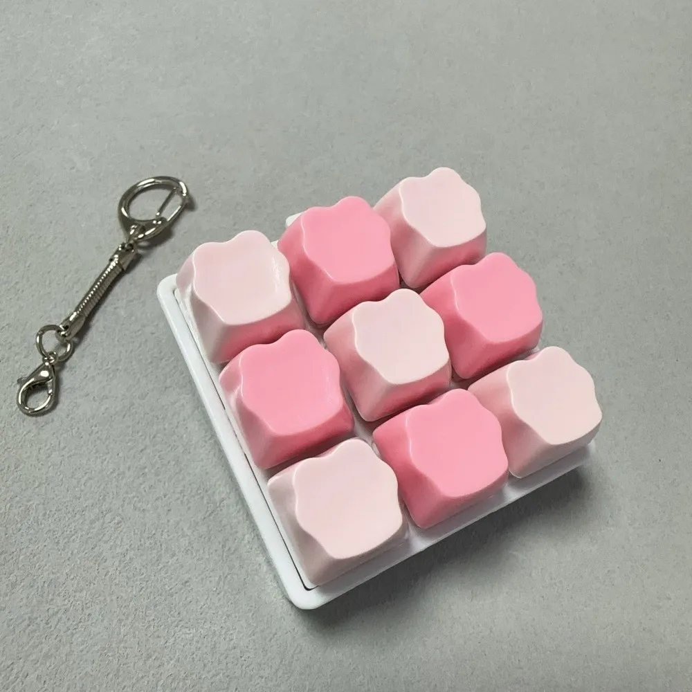 9-key Fidget Keychain Click Sound & Light Finger Toy Keyboard Caps Stress Relief Bag Pendant Keys Button Keycap Children’s Toy