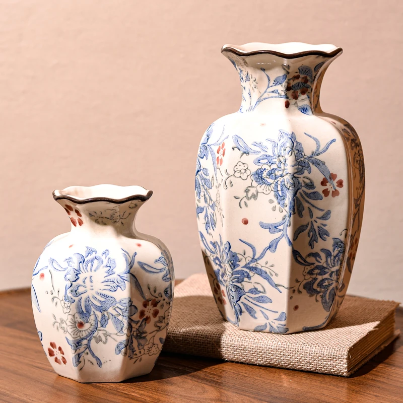 

New Chinese blue and white porcelain vase light luxury high-end ceramic flower ornament living room flower arrangement retro