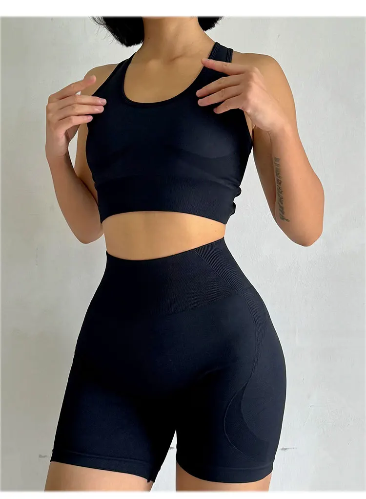 Pfirsichfarbenes Damen-Set mit High-Waist-Shorts und BH, Po-Lifting-Fitness-Set, geraffter Rücken, Yoga-Anzug, eng anliegend für Lauf- und Trainingsübungen – Detail 6