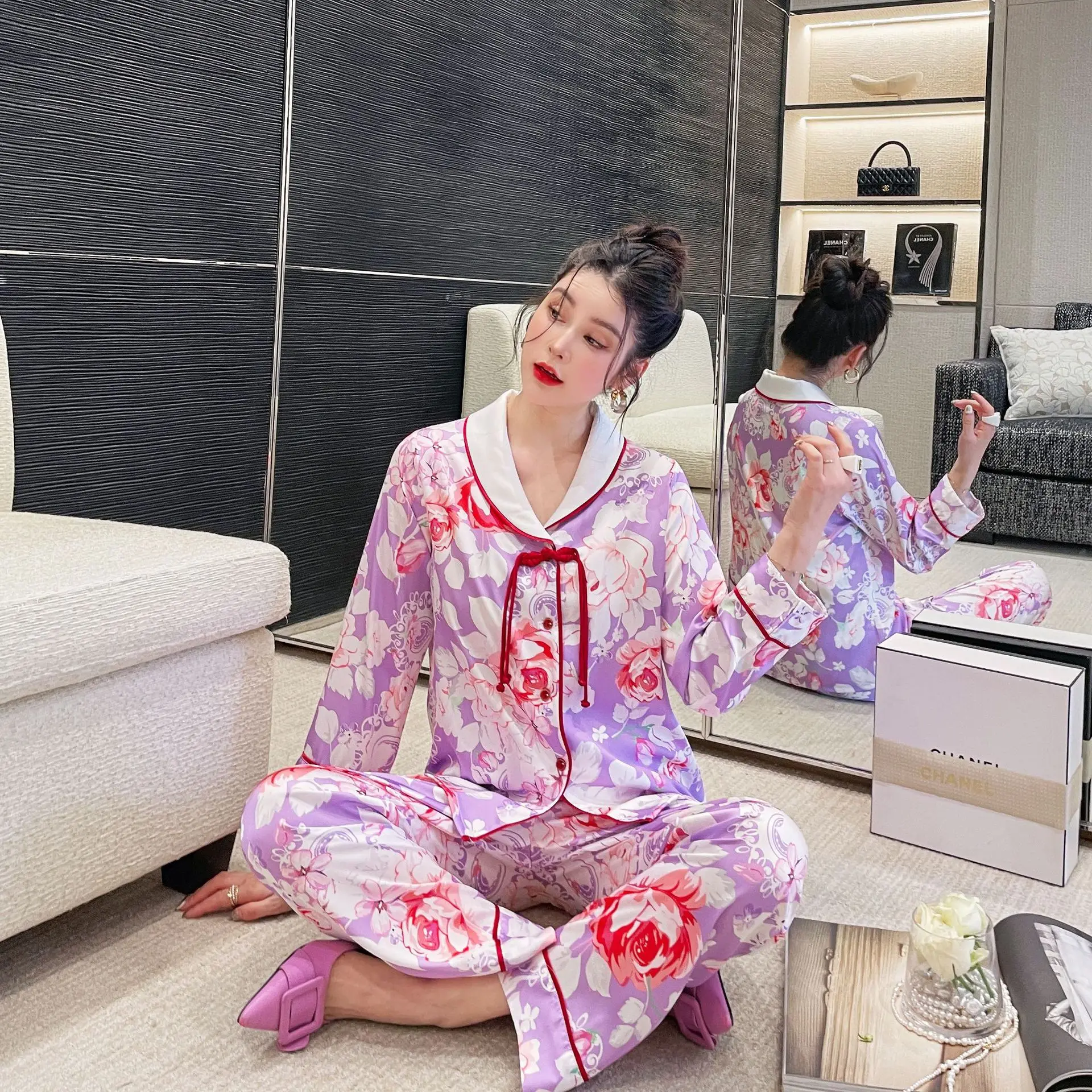 New Long Sleeved Chinese Style Ice Silk Pajamas, Women's Autumn And Winter Cardigans, Printed Home Clothes, High-end Set Nightwe image 2