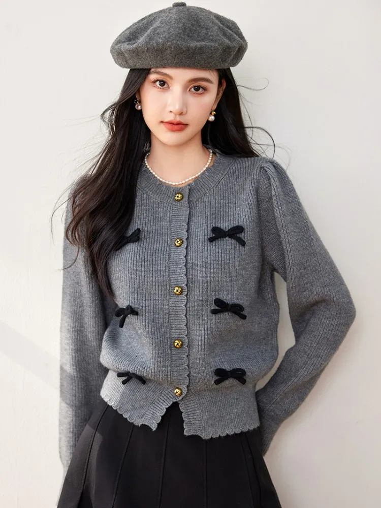 Grey Round Neck Sweater Jacket For Women\'S Autumn And Winter 2024 New Design Sense French Chic Bow Knit Cardigan Top