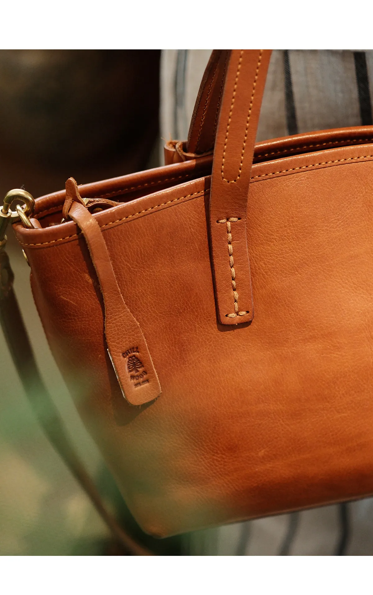 Hochwertige Damen-Handtasche aus echtem Leder, schlicht, lässig, für Wochenende, Party, luxuriös, handgefertigt, aus echtem Rindsleder. – Detail 9