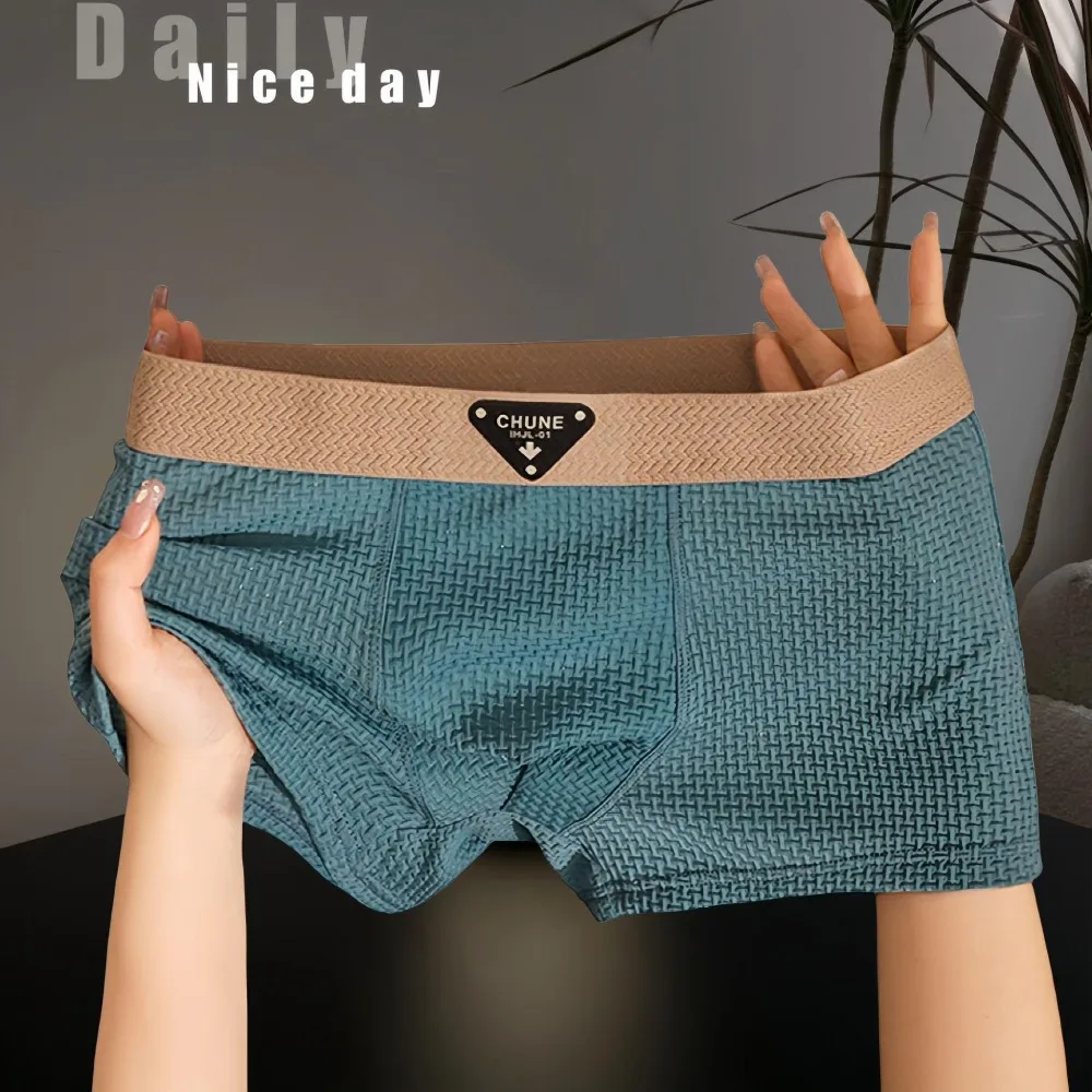 

3Pcs Fashion Traceless Men's Ice Slik Panties Underpants Simple Shorts Boxers Mid Waist Flat Pants Underwears for Man Travel