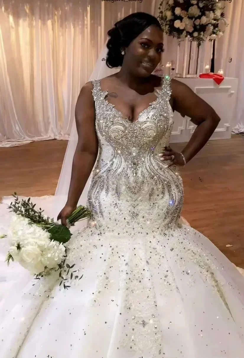 

Customized Mermaid Plus Size Luxury Beaded Crystals V-neck African Nigerian Chapel Train Trumpet Wedding Gown Dress