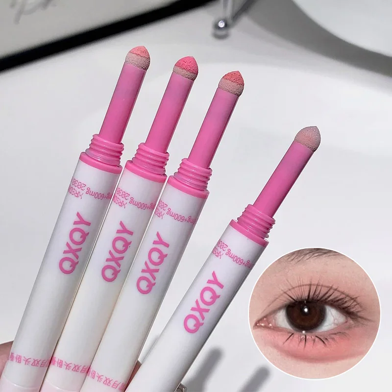 QXQY 초승달ダブルヘッド愛ペン、スポンジヘッドシャドウシャドウ生理メイクアップで自然な感触を与え、初心者でも完璧なアイメイクアップを実現