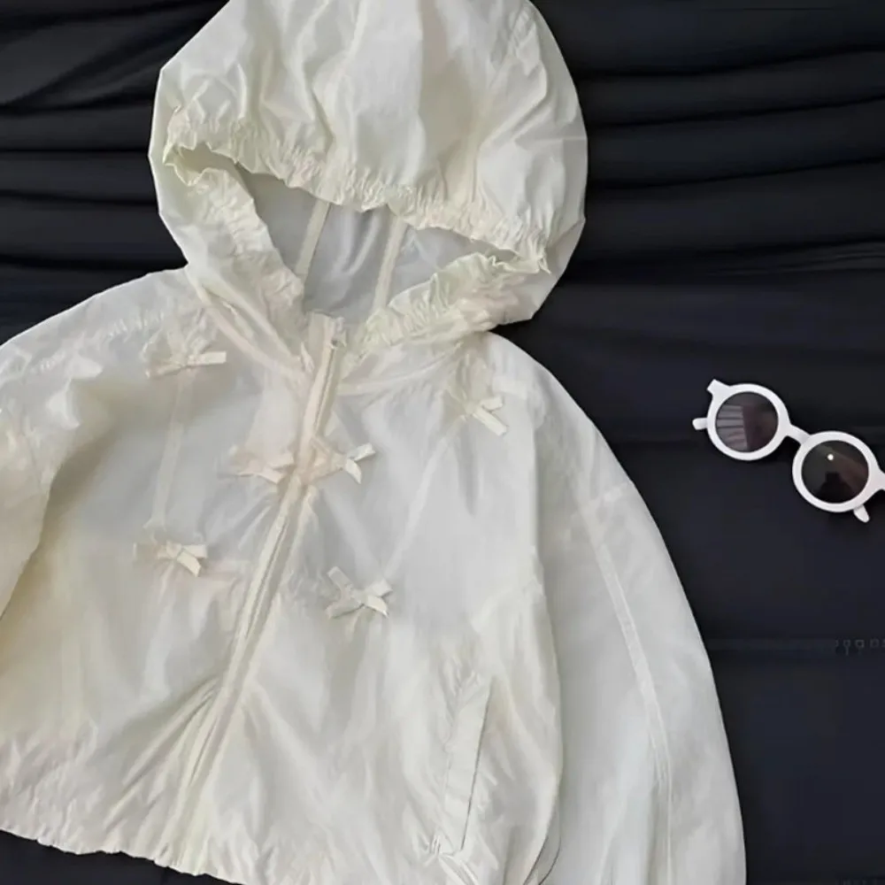 Lightweight Fabric Girls Sun Jacket Sheer Look Breathable Hooded Jacket Hooded Design Front Zipper Zip-Up Outerwear Beach Trips