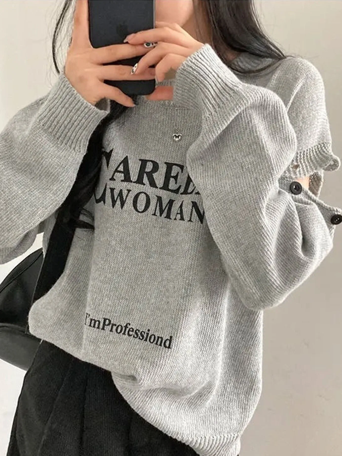 Retro Letter Print Off Shoulder Round Neck Knitted Pullover Sweater Women\'s Autumn Winter Fashion Street Shooting Knitted Top