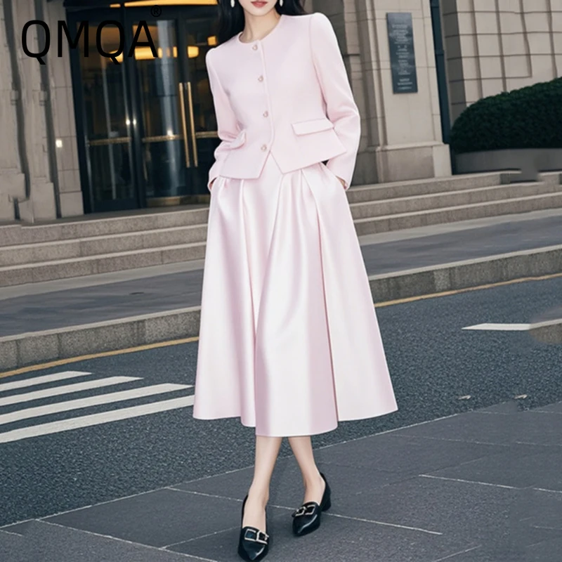 QMQA Fashion Women's Office Lady 2 Piece Set O Neck Long Sleeve Single Breasted High Waist Skirts Solid Elegant Sets New 1A906