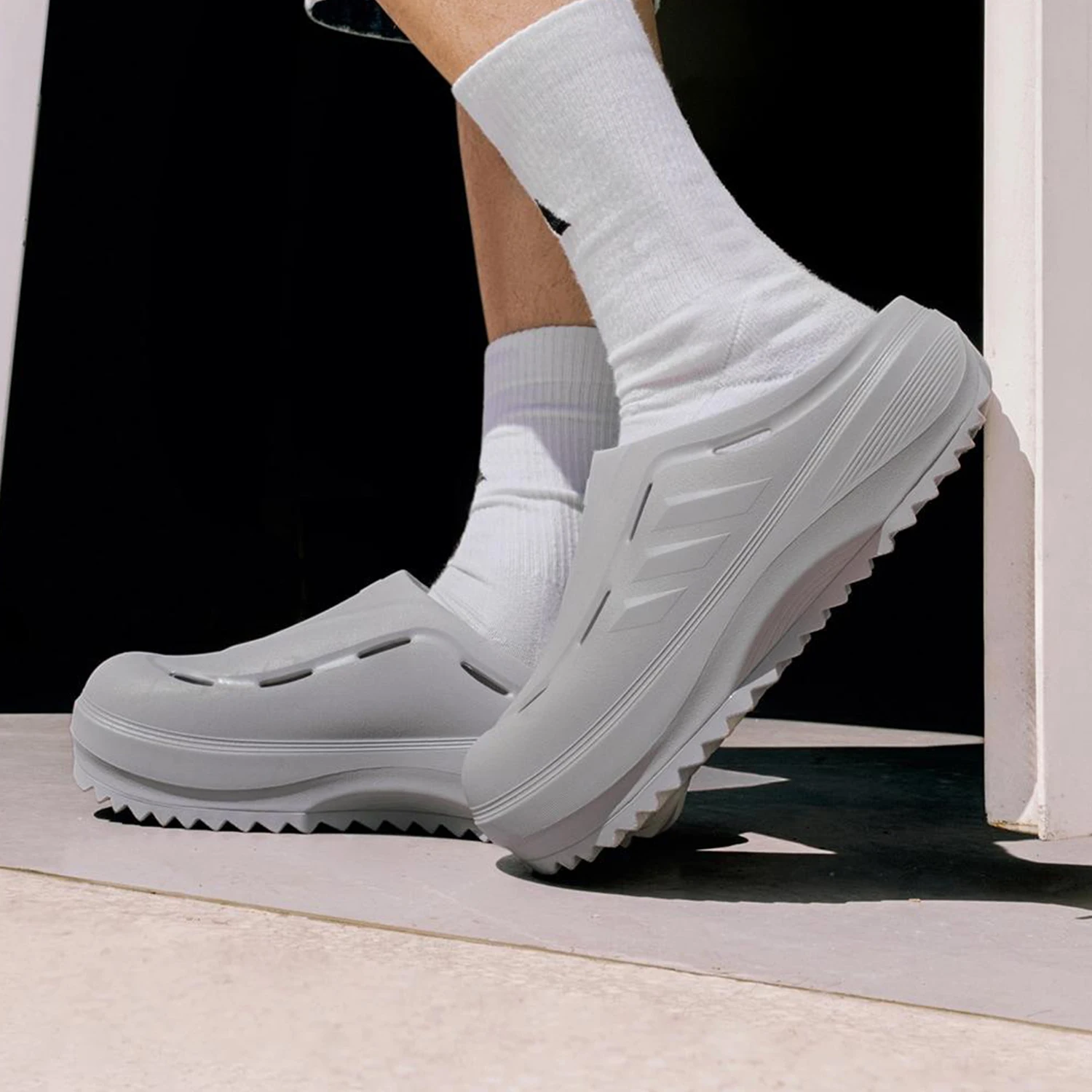 Adidas Authentic OZWAVE CLOG Women's Thick Sole Wear-Resistant Breathable Slides JR6760