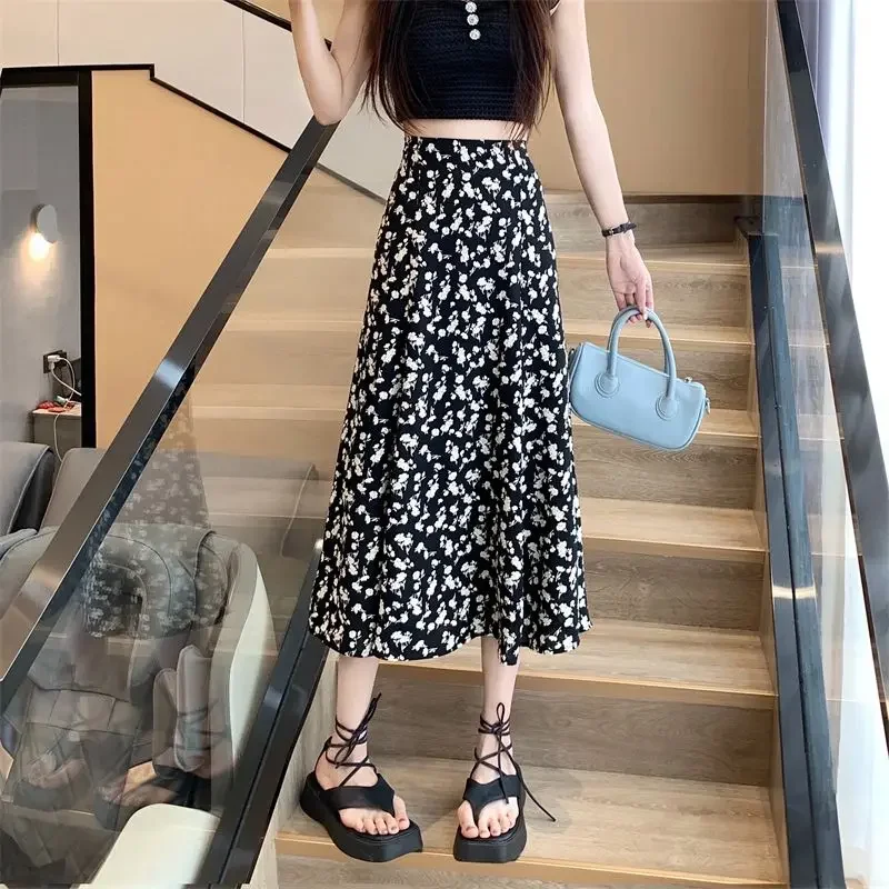 レディース パッチワークスカート 花柄 ミディ丈 ワンピース ハイブランド ヴィンテージ Vネック Y2K 新作 ハイクオリティ トレンド 2025 Aライン スカート