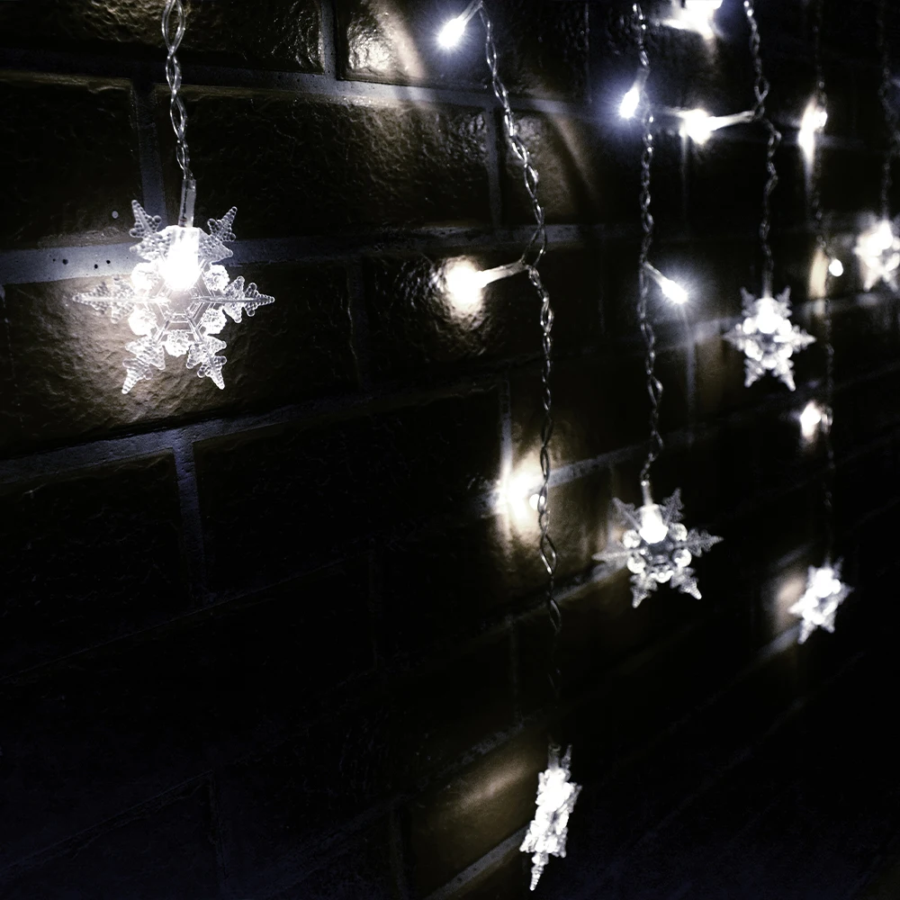 الاتحاد الأوروبي/الولايات المتحدة التوصيل عيد الميلاد ضوء Led ندفة الثلج الستار جارلاند الجنية سلسلة أضواء السنة الجديدة في الهواء الطلق للمنزل حفلة حديقة الديكور