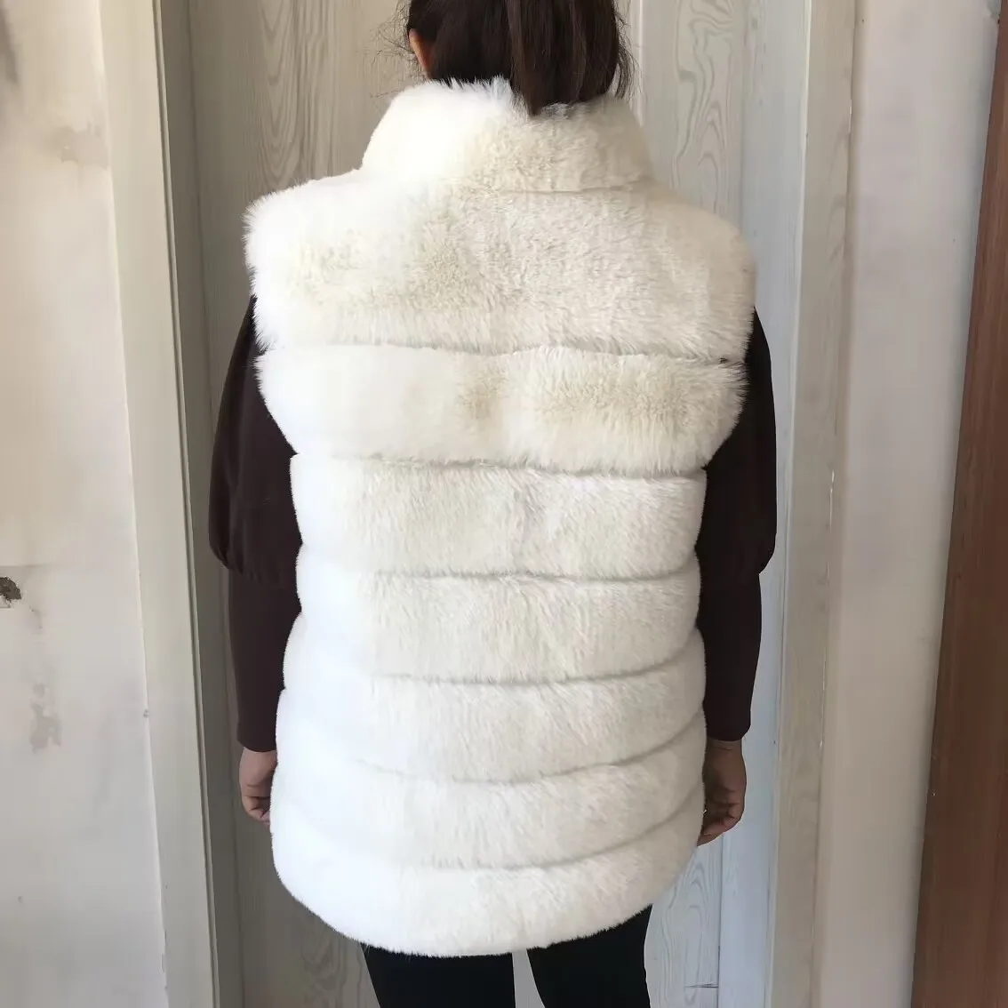 2023 new fur vest women\'s autumn and winter faux fur vest plus stand collar Imitation furry fox artificial fur fashion coat