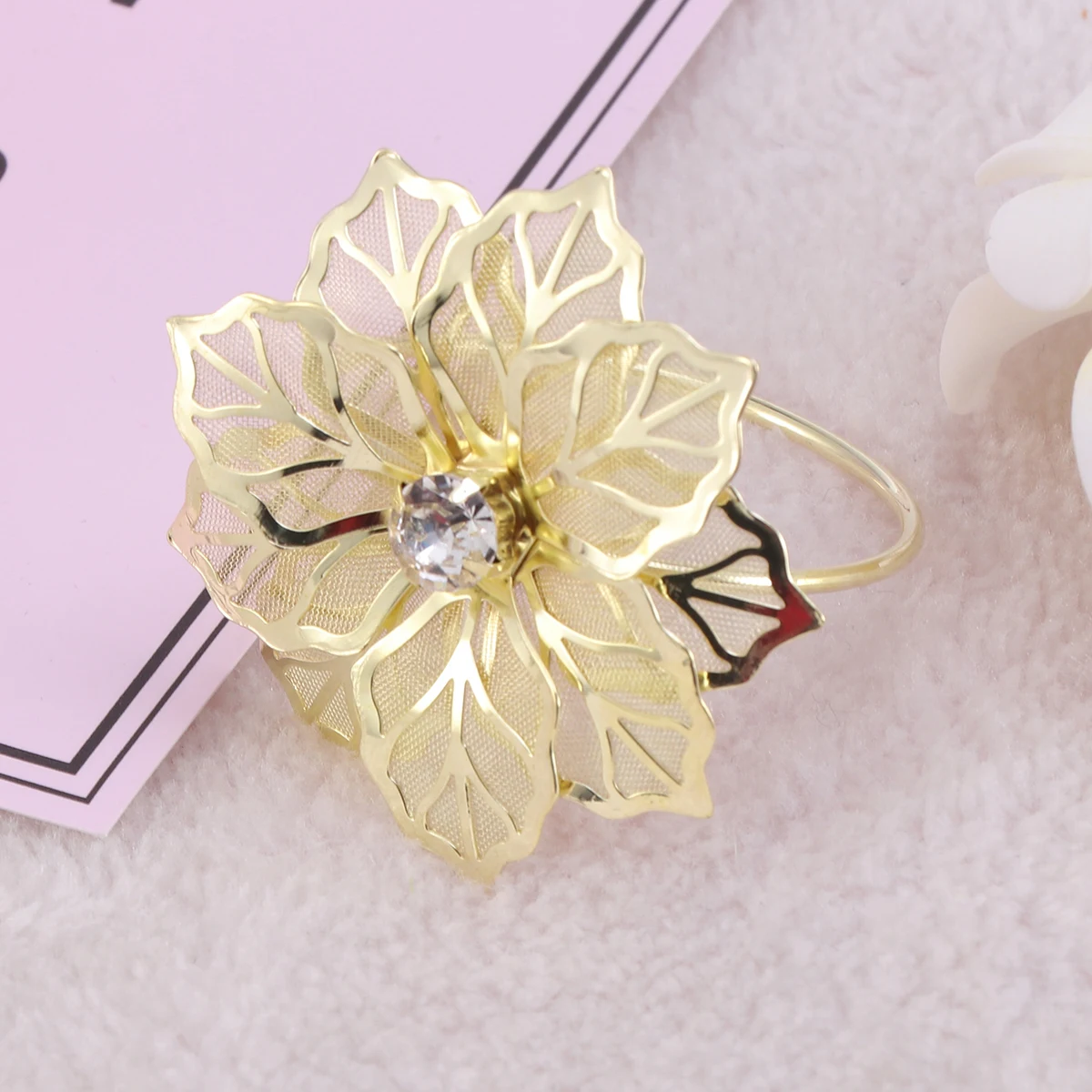 

Decorative Napkin Rings Floral Metal Serviette Holders Wedding Party Table Decor Golden Long-Lasting Accurate