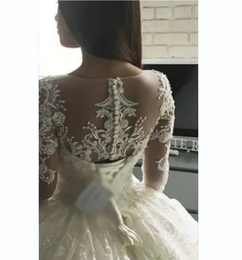 Robe de mariée blanche romantique avec appliques de tulle, col en V, manches longues, longueur au sol, robe de mariée formelle sirène