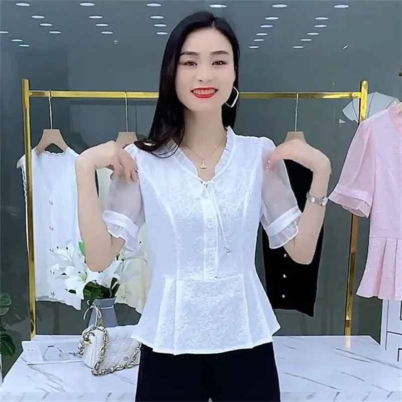 

Thin White Embossed Chiffon Shirt Women's Short Sleeves Blouser 2023 Summer New Drop Feel Wild Ruffle Edge Top Female Elegant