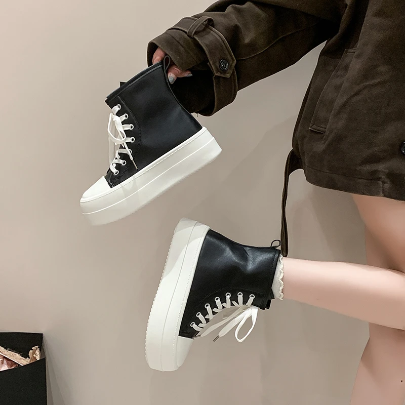 

Thick-soled Cross-laced Waterproof Platform, Fashionable, Versatile, Comfortable, Anti-slip and Breathable Women's Ankle Boots