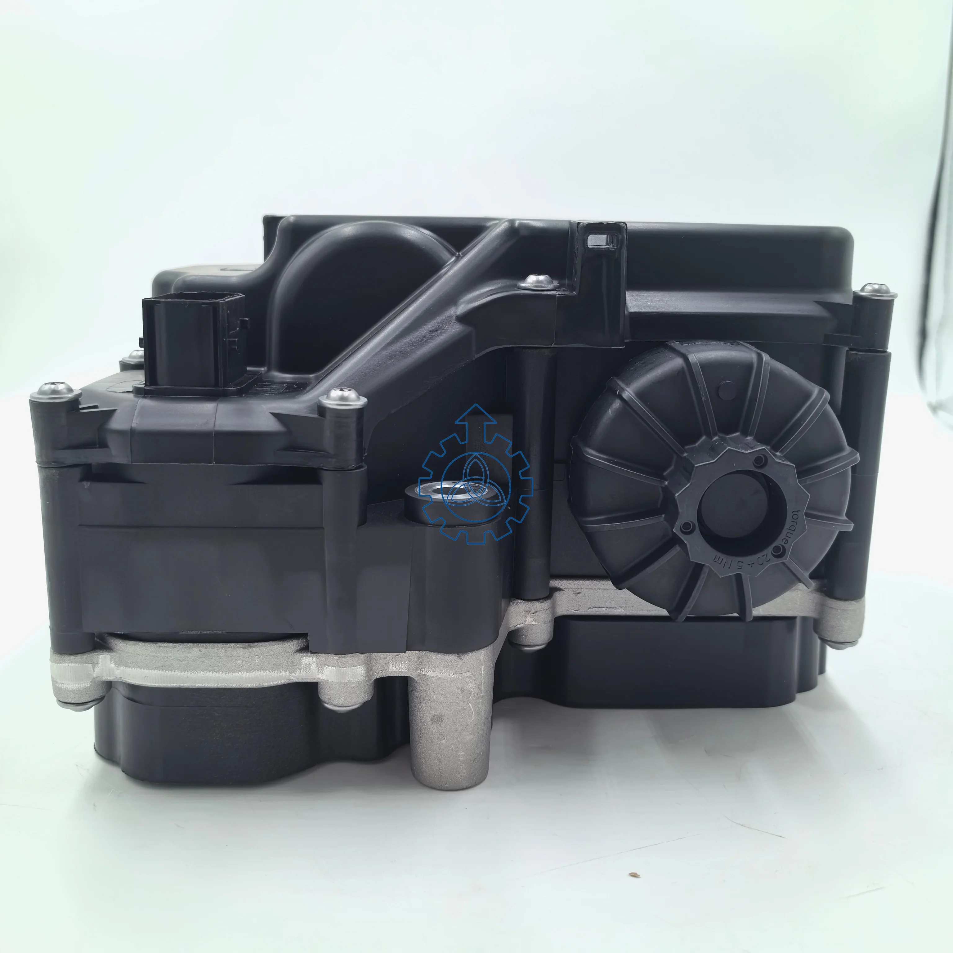 

For VOLVO MACK Truck Engine Spare Parts Adblue Urea Doser Pump 21332695 21266765 DEF Pump 0444042012 21576178 12V