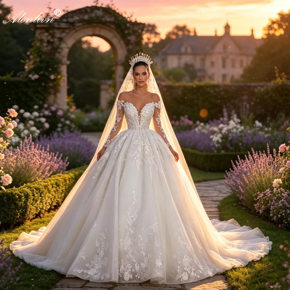 Alonlivn Custom Made Full Sleeves Ball Gown Wedding Dresses Beading Sequined Pearls Appliques Illusion Sweetheart Bridal Gowns