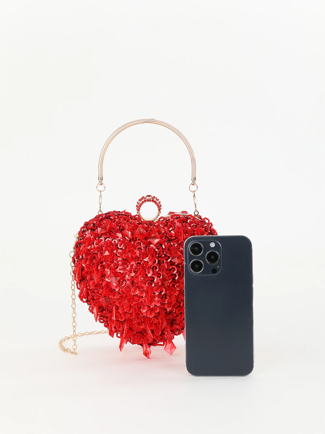 mini Hand-beaded sequin hand crossbody evening bag with red heart shape knucklebox bag for party，wedding and dinner