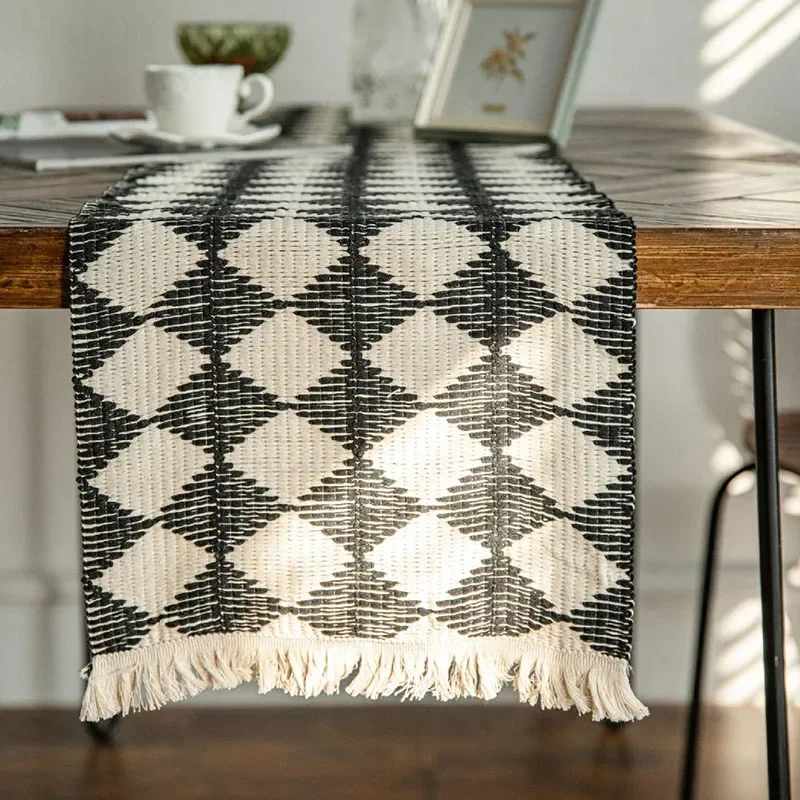 Diamond Contrast Stitching Tassel Table Runner Cotton and Linen Long Tablecloth for Dining Home Decoration for Holiday Wedding
