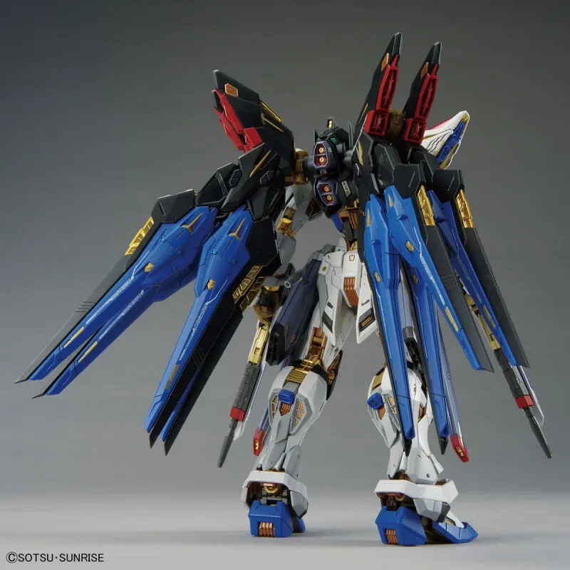 Bandai (BANDAI) spot, Bandai MGEX 1/100 attack free Gundam, assault free Gundam, assembly model, please shoot in stock -