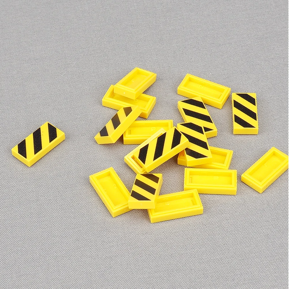 MOC 10PCS Printed 3069 1x2 Yellow Stripe Pattern Building Blocks Kits Black Engineering Bricks Particle Educational Toys Gifts