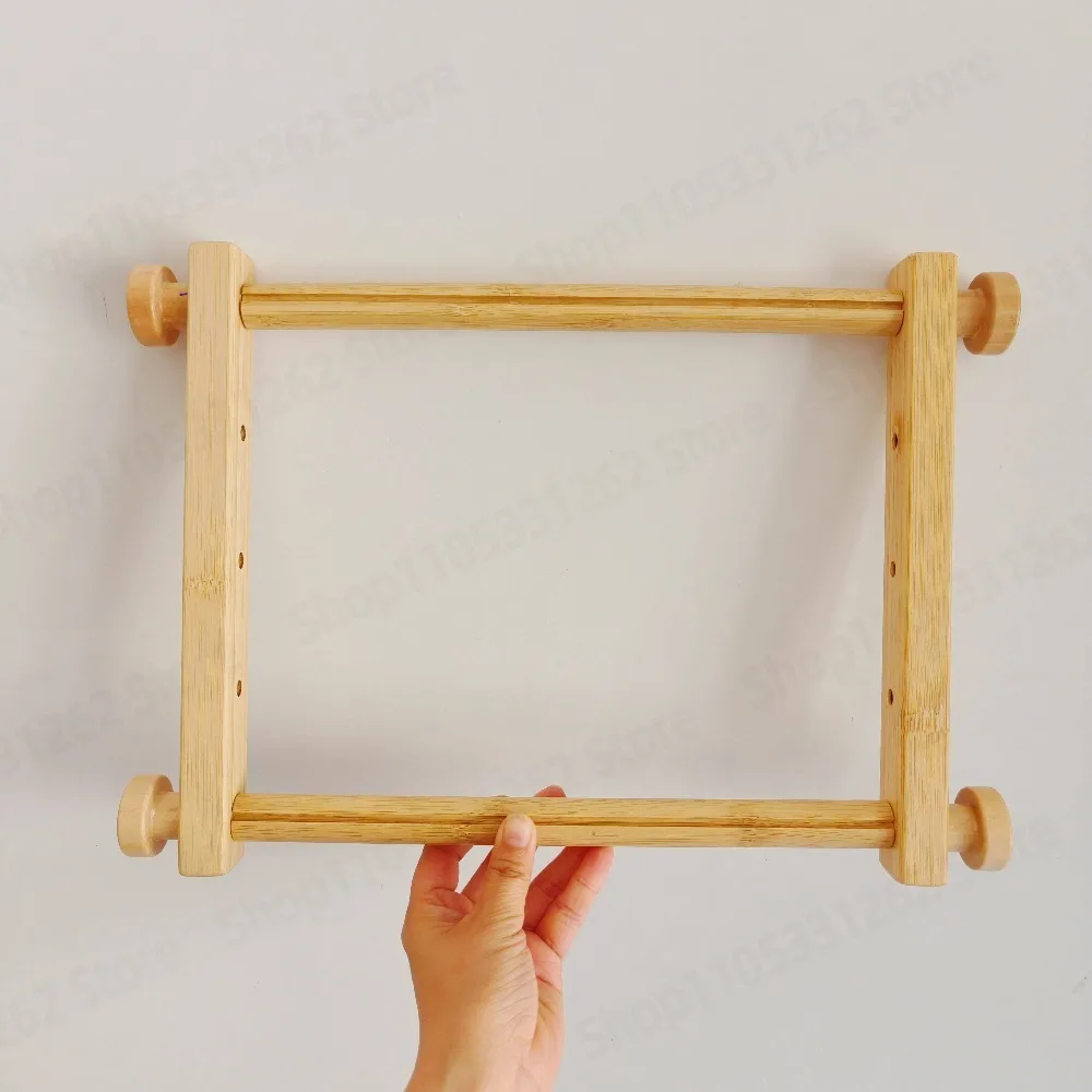 Bamboo Hand Cross Stitch Hoop Lightweight Handheld Embroidery Frame With LC Hoop Functions For Beginners
