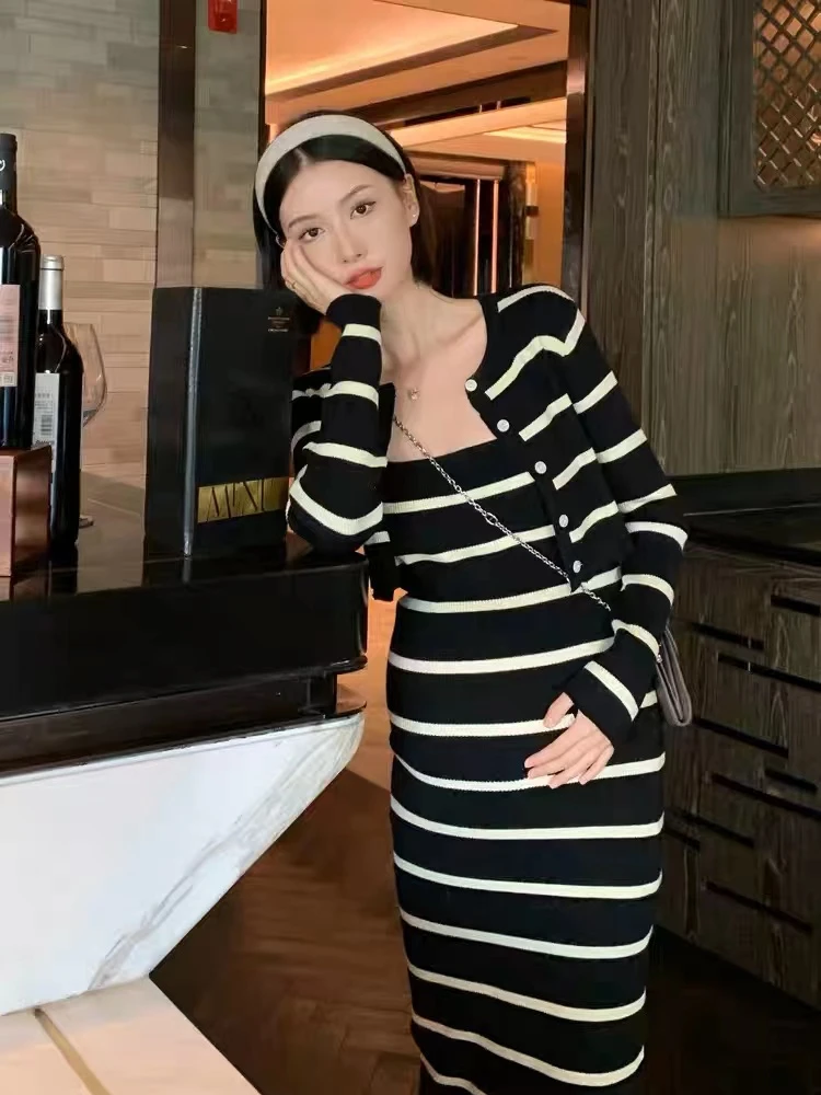 Korean Style Autumn Maternity Striped Knitted Dress Suits Long Sleeve Cardigans+Strap Dress Two Piece Pregnant Woman Clothes Set