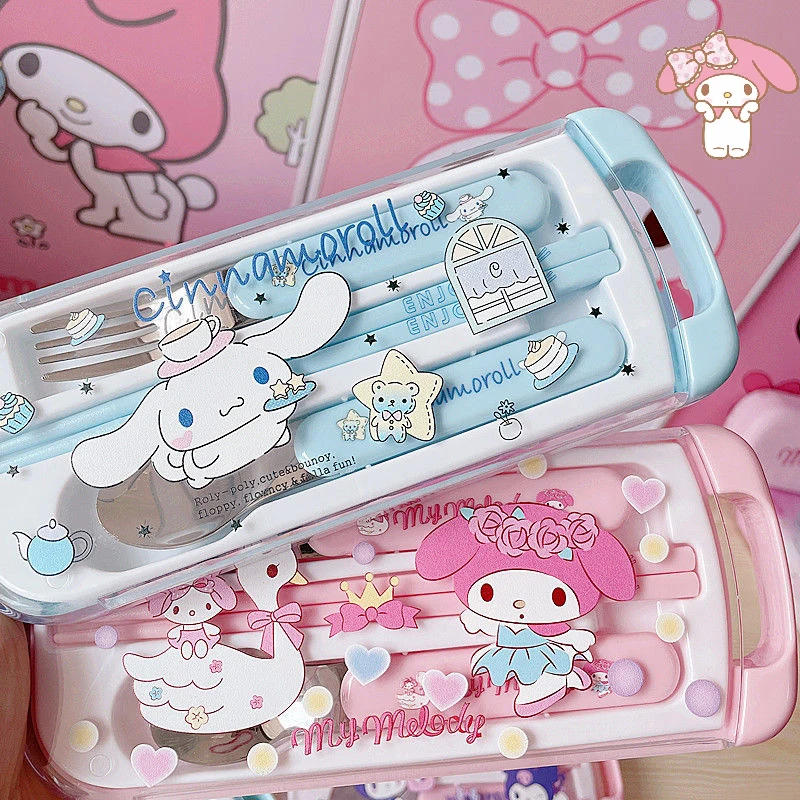 

Новый набор столовой посуды из аниме Kawaii Sanrio, Hello Kitty Kuromi Cinnamoroll My Melody, детская Милая портативная вилка из нержавеющей стали, ложка