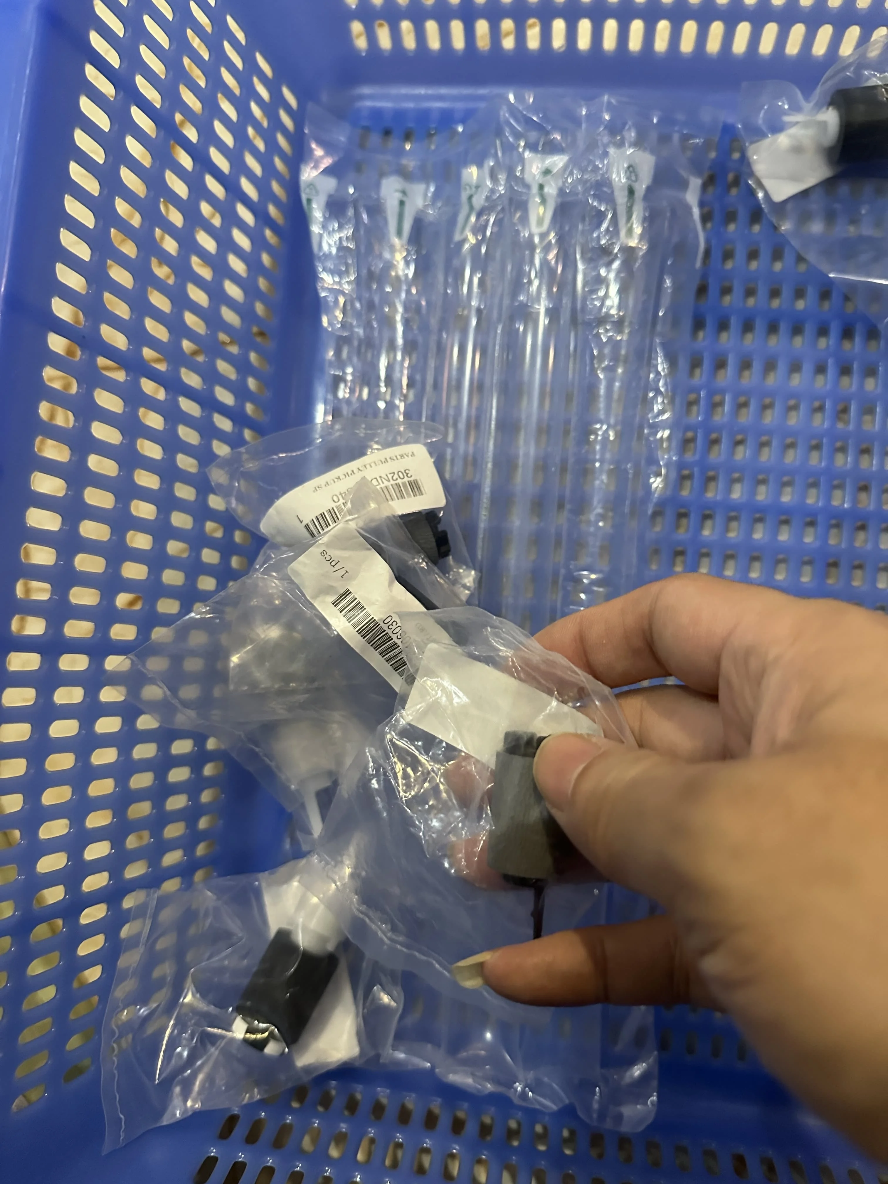 

20X 302N406030 302ND94340 302ND94350 Pickup Feed Roller for Kyocera 4002i 5002i 6002i 4052ci 5052ci 6052ci 2552ci 3252ci 3552ci