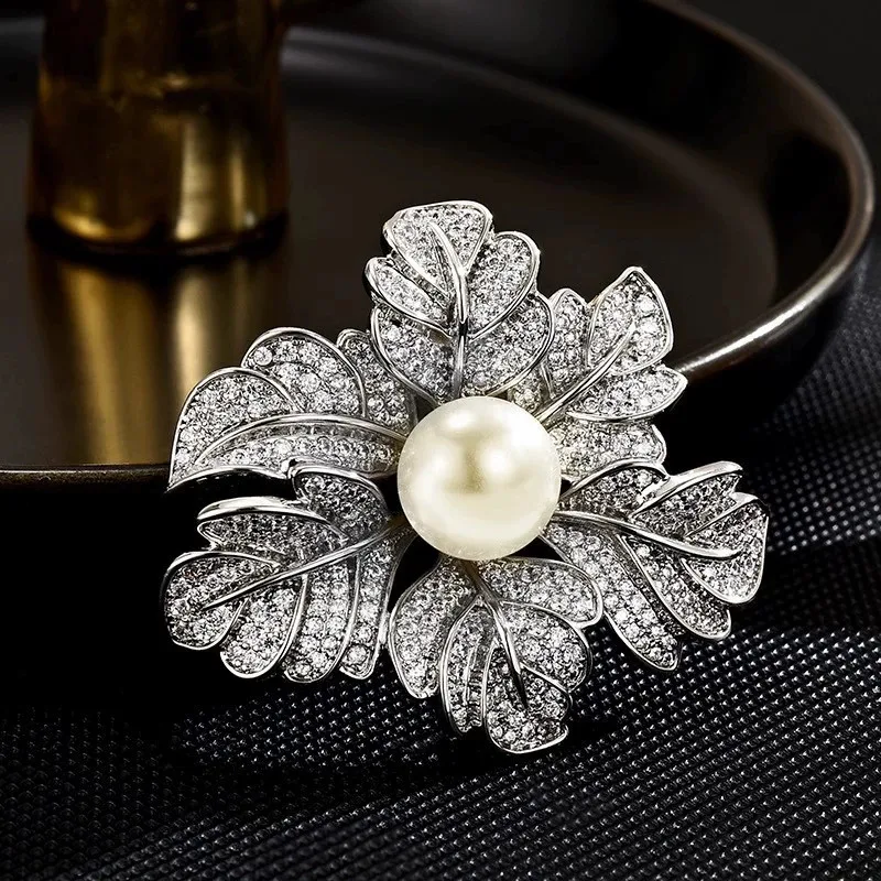 

Ajojewel Elegant Vintage Flower Brooch For Women With Pearl Full Rhinestone Cloth Pins Fashion Gifts