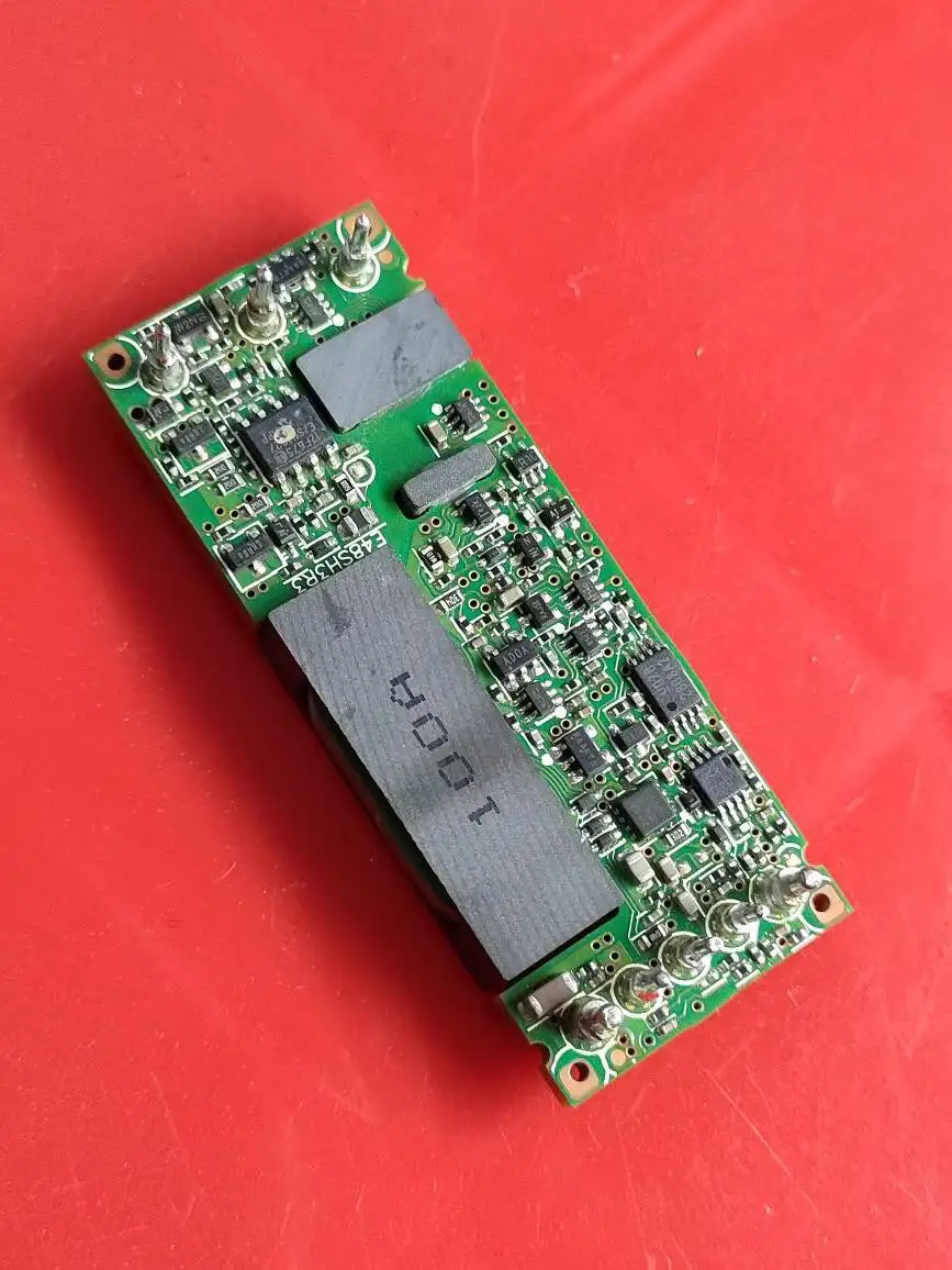 Módulo de aislamiento Delta E48SH3R330NNFA Entrada 36-75V a 3,3V Corriente 30A