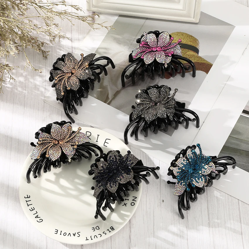 LEVAO Elegant Rhinestone Flower Hair Grab Ladies Vintage Crystal Headwear Fashion Spider Claw Clip Barrettes Hair Accessories