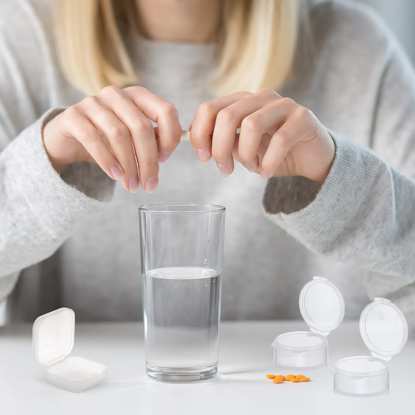 

20 шт. прозрачных мини-коробочек для бережного хранения: прочный полипропилен, герметичные, компактные, легкие – для берушей, таблеток, бусин, колец